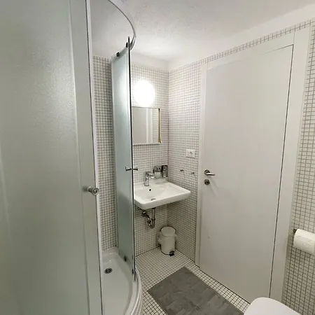 Meratti Gorinka Apartamento Baška